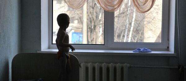 Воспитанник детского дома. Архивное фото - Sputnik Таджикистан