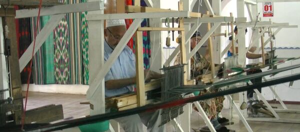 Асбоби бофандагӣ. Акс аз бойгонӣ Асбоби бофандагӣ. Акс аз бойгонӣ - Sputnik Тоҷикистон