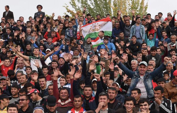 Таджикские болельщики, архивное фото Таджикские болельщики, архивное фото - Sputnik Таджикистан