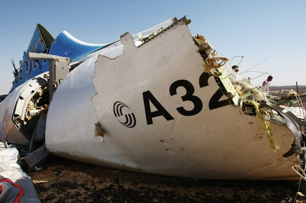 Место крушения российского самолета Airbus A321 в Египте. Архивное фото - Sputnik Таджикистан