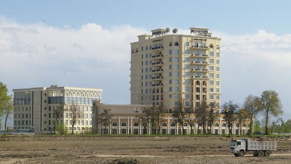 Строительство жилого комплекса Диёри Душанбе. Архивное фото - Sputnik Таджикистан