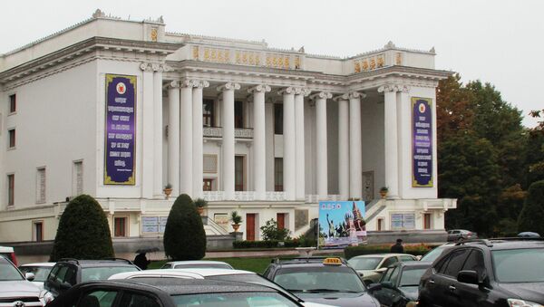 Театр оперы и балета имени Садриддина Айни - Sputnik Таджикистан