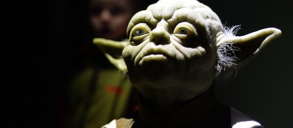 Персонаж фильма Звездные войны Йода Персонаж фильма Звездные войны Йода - Sputnik Таджикистан