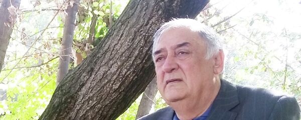 Ахмадшо Улфатшоев - Sputnik Тоҷикистон