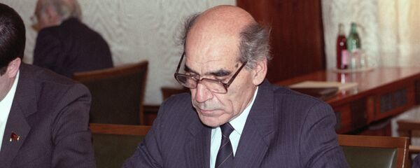 Кахор Махкамов. Архивное фото - Sputnik Тоҷикистон