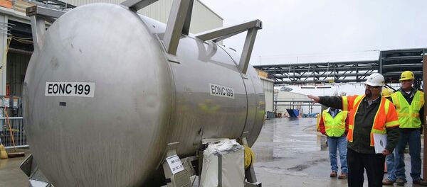 Контейнер с химическим оружием, предназначенный для уничтожения. Архивное фото - Sputnik Таджикистан