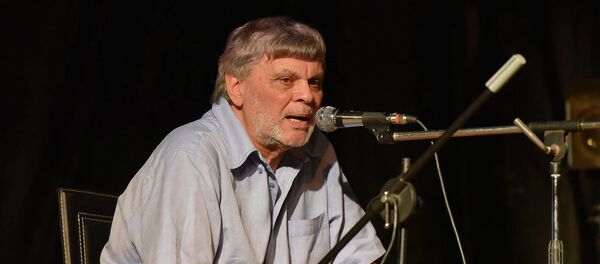 Тимур Зульфикаров, архивное фото - Sputnik Тоҷикистон