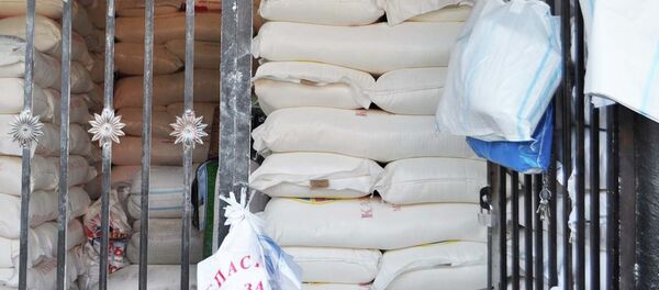 Склад с мукой на рынке Дехкон в Душанбе. Архивное фото - Sputnik Тоҷикистон