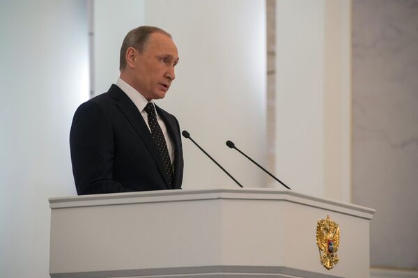 Обращение президента РФ В.Путина с ежегодным посланием к Федеральному Собранию - Sputnik Таджикистан