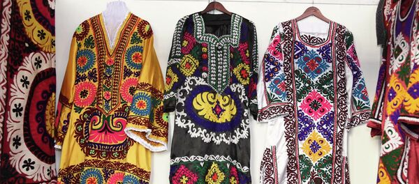 Выставка ремесленников в Исмаилитском центре в Душанбе - Sputnik Тоҷикистон