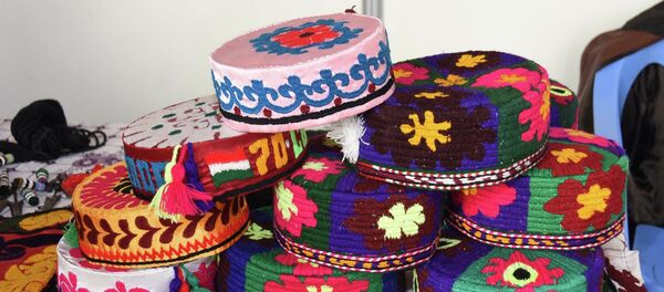 Выставка ремесленников в Исмаилитском центре в Душанбе - Sputnik Таджикистан