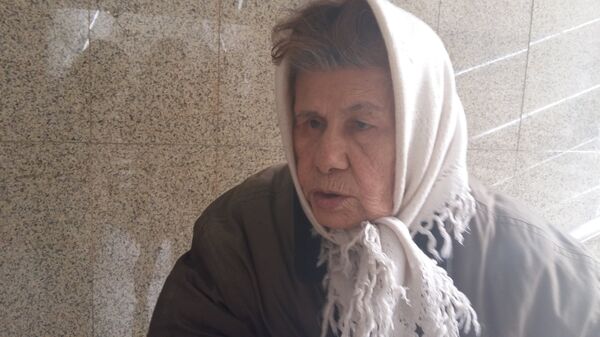 Бабушка Валя из подземного перехода - Sputnik Таджикистан