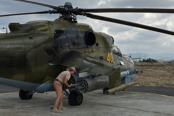Россия задействует вертолеты в операции против ИГ в Сирии - Sputnik Таджикистан