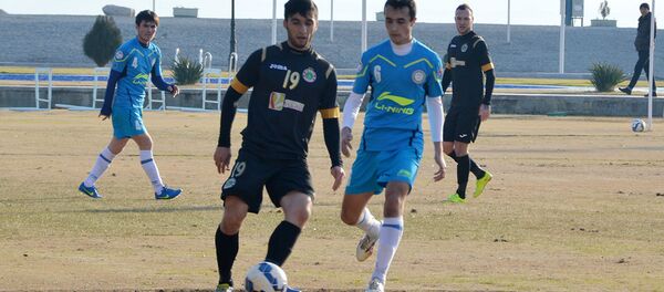 Игровой эпизод матча Истиклол-Худжанд Игровой эпизод матча Истиклол-Худжанд - Sputnik Таджикистан