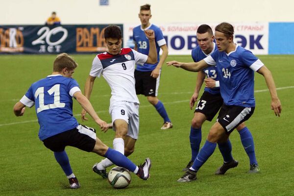 Матч между молодежными сборными Таджикистана и Эстонии 19 января 2016 года - Sputnik Таджикистан