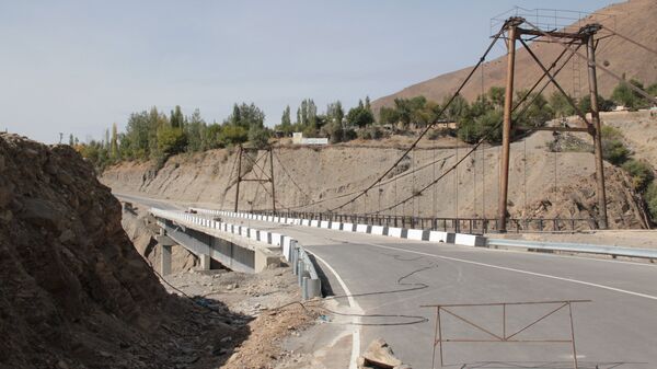 Новый мост на дороге Душанбе-Пенджикент - Sputnik Тоҷикистон