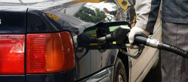 На АЗС. Архивное фото - Sputnik Таджикистан