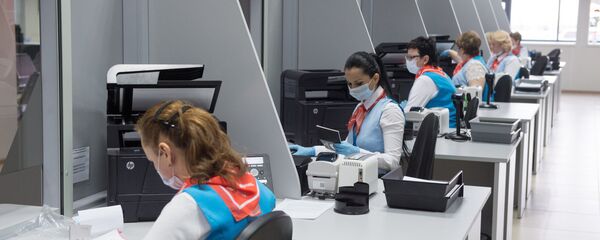 Кормандони Маркази бисёрфунксионалии муҳоҷират дар Маскав. (дар деҳаи Сахарово) - Sputnik Тоҷикистон