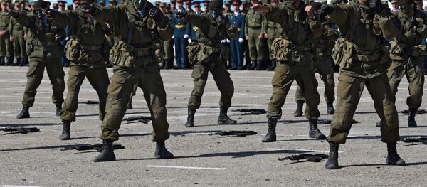 Военные 201-й РВБ, архивное фото - Sputnik Таджикистан