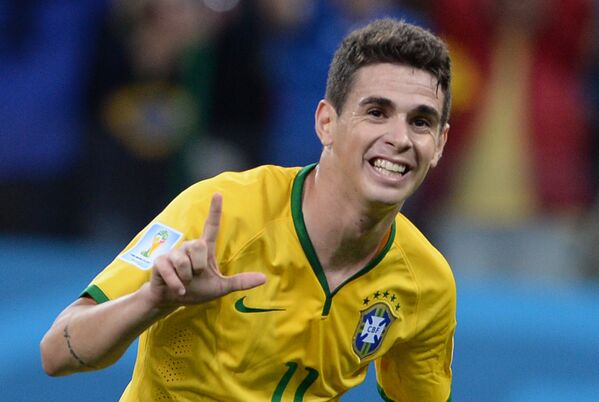 Игрок сборной Бразилии Оскар чуть не переехал в Цзянсу Сайнти за рекордные деньги. Архивное фото - Sputnik Таджикистан