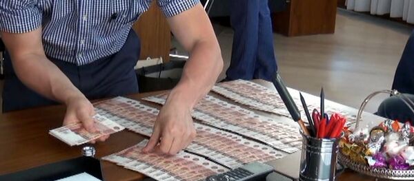 Задержание подозреваемого во взятке. Архивное фото - Sputnik Тоҷикистон