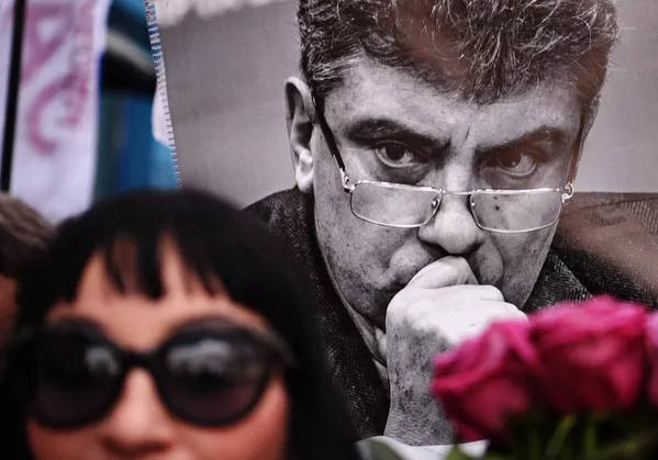 Ҳамойиш ба хотири гиромидошти Борис Немтсов Ҳамойиш ба хотири гиромидошти Борис Немтсов - Sputnik Тоҷикистон