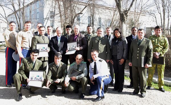 США обучили пограничников РТ созданию радиосвязи - Sputnik Таджикистан