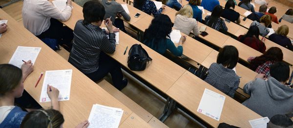 Международная акция Тотальный диктант-2015 - Sputnik Таджикистан