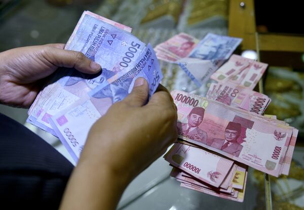 Индийская рупия. Архивное фото - Sputnik Таджикистан
