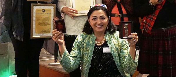 Гульсифат Шахиди на IV Международном литературном фестивале Open Eurasia and Central Asia Book Forum & Literature Festival — 2015 - Sputnik Тоҷикистон