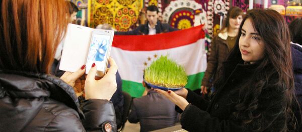 Празднование Навруза в ВДНХ - Sputnik Таджикистан