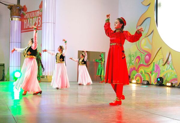 Празднование Навруза на ВДНХ - Sputnik Таджикистан
