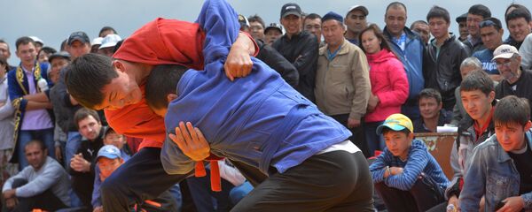 Борьба на поясах, архивное фото - Sputnik Таджикистан