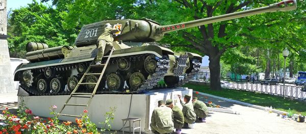Восстановление танка ИС-2, архивное фото - Sputnik Таджикистан
