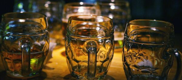 Пиво, архивное фото - Sputnik Таджикистан