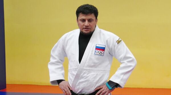 Пирӯзии Расул Боқиев ва таъсиси Сангтӯда - 1: рухдодҳои рӯзи 16 феврал - Sputnik Тоҷикистон