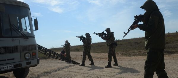 Совместные учения Коллективных сил оперативного реагирования (КСОР) ОДКБ, архивное фото - Sputnik Тоҷикистон
