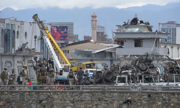 Последствия теракта в Кабуле 19 апреля 2016 года - Sputnik Таджикистан