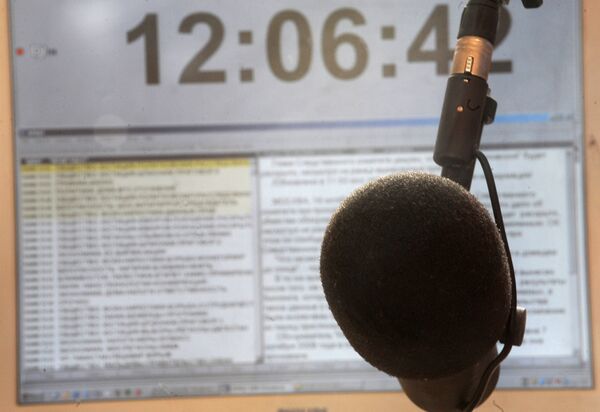 Работа радиостанции, архивное фото Работа радиостанции, архивное фото - Sputnik Таджикистан