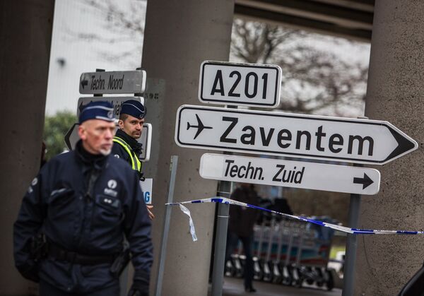 Ситуация в Брюсселе после серии взрывов в аэропорту и метро - Sputnik Таджикистан