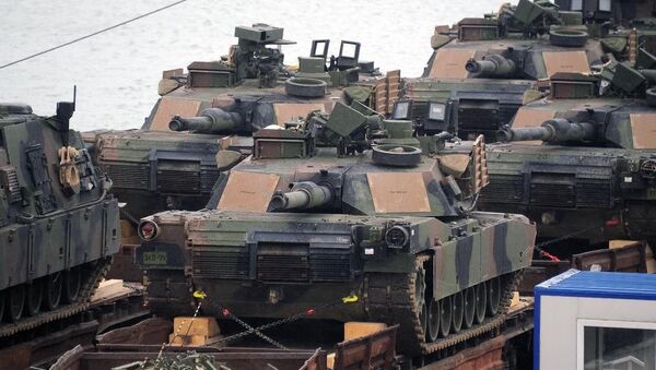 Американские боевые танки Abrams - Sputnik Таджикистан