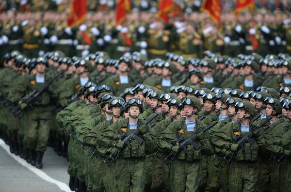 Генеральная репетиция военного парада в честь 71-й годовщины Победы в ВОВ Генеральная репетиция военного парада в честь 71-й годовщины Победы в ВОВ - Sputnik Таджикистан