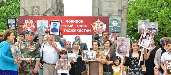 Бессмертный полк прошел в Душанбе - Sputnik Таджикистан