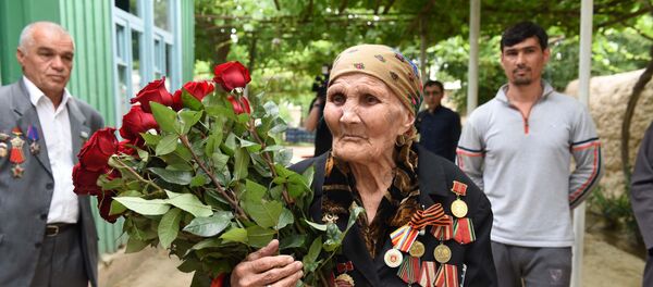 Ветеран ВОВ Даррия Кашфеева - Sputnik Таджикистан