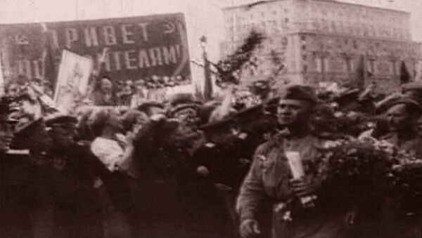 Долгожданный День Победы. Съемки 9 мая 1945 года - Sputnik Таджикистан