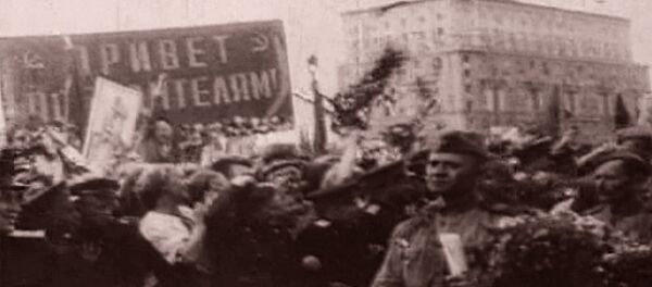 Долгожданный День Победы. Съемки 9 мая 1945 года - Sputnik Таджикистан