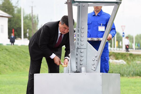 Сооронбай Жээнбеков на церемонии запуска проекта CASA-1000 - Sputnik Таджикистан