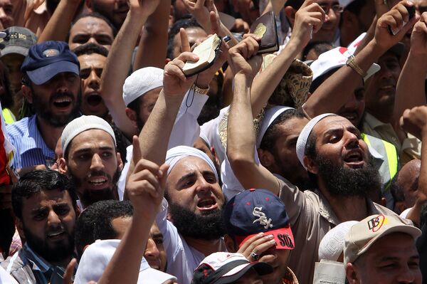Салафиты на демонстрации в Египте. Архивное фото - Sputnik Таджикистан