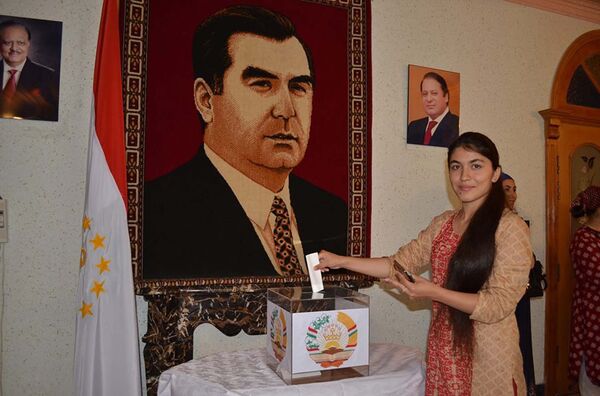 От Лондона до Сеула или как голосовали таджикистанцы по всему миру - Sputnik Таджикистан