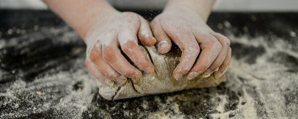 В пекарне. Архивное фото - Sputnik Тоҷикистон